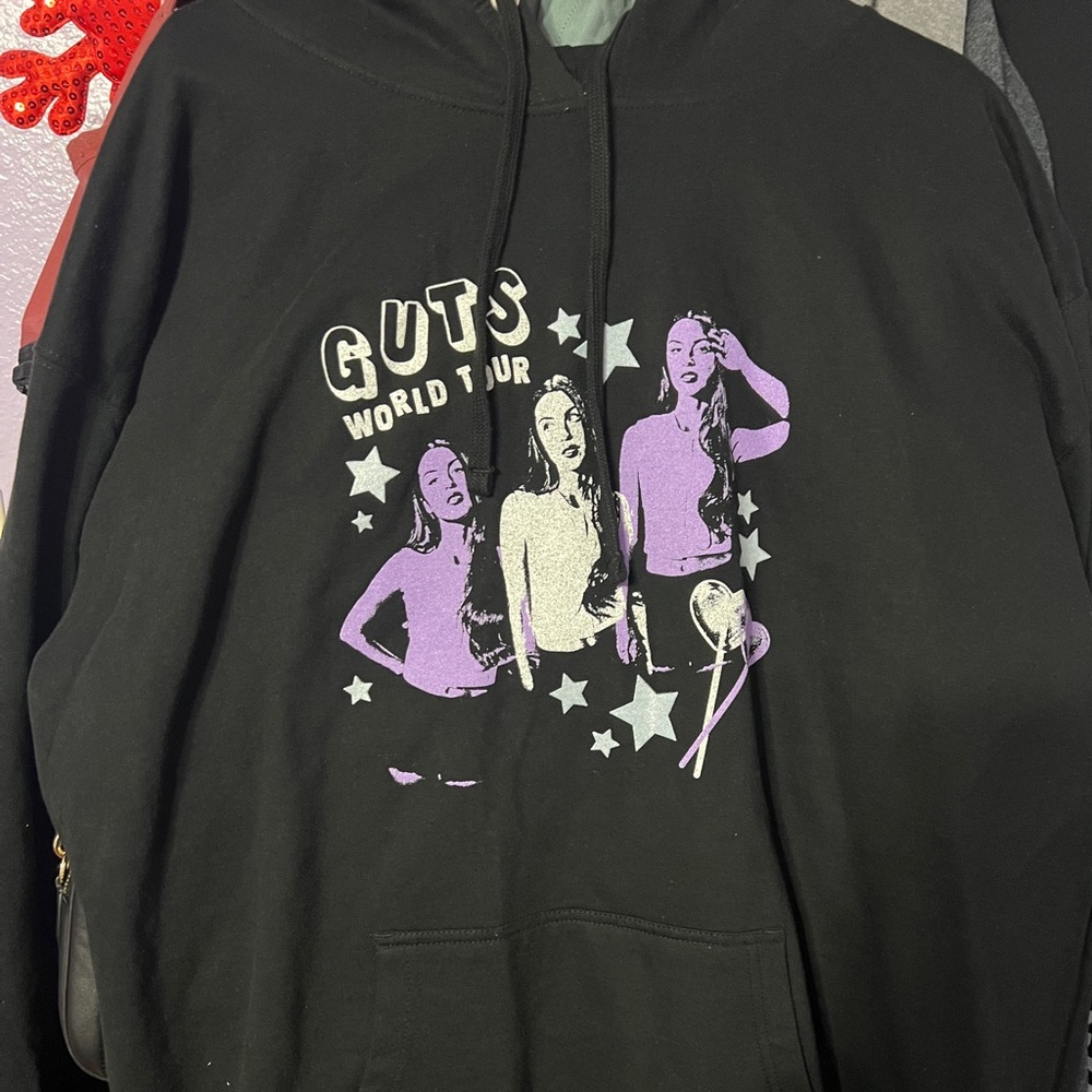Olivia Rodrigo GUTS tour hoodie